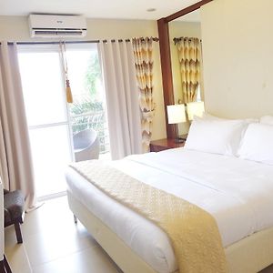 Ocean Deluxe Queen Room